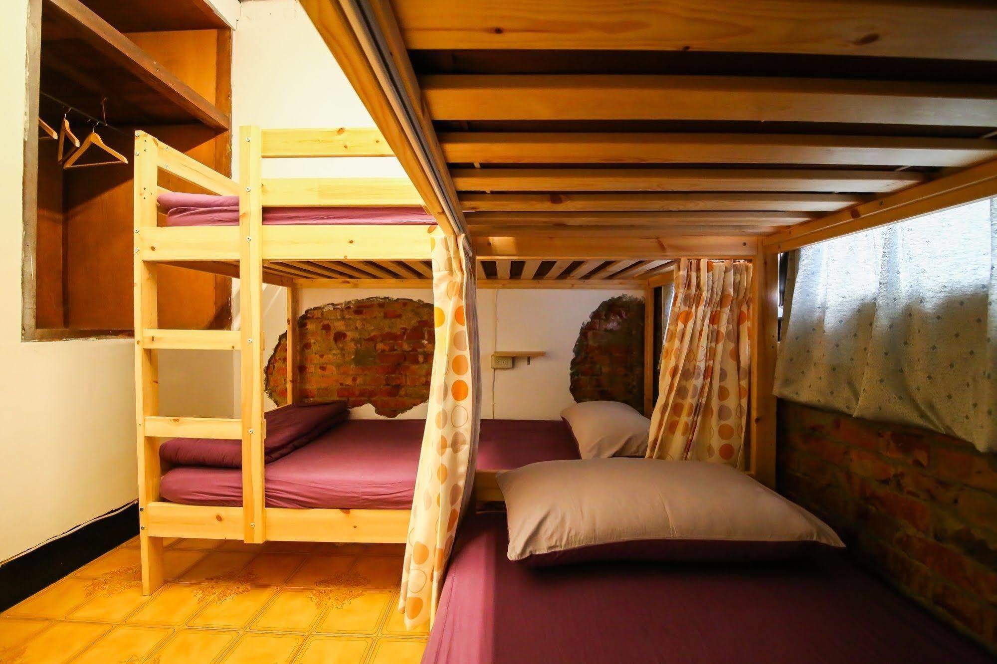 Meng Zi Bu _Dream Corner Hostel Tainan Exterior photo